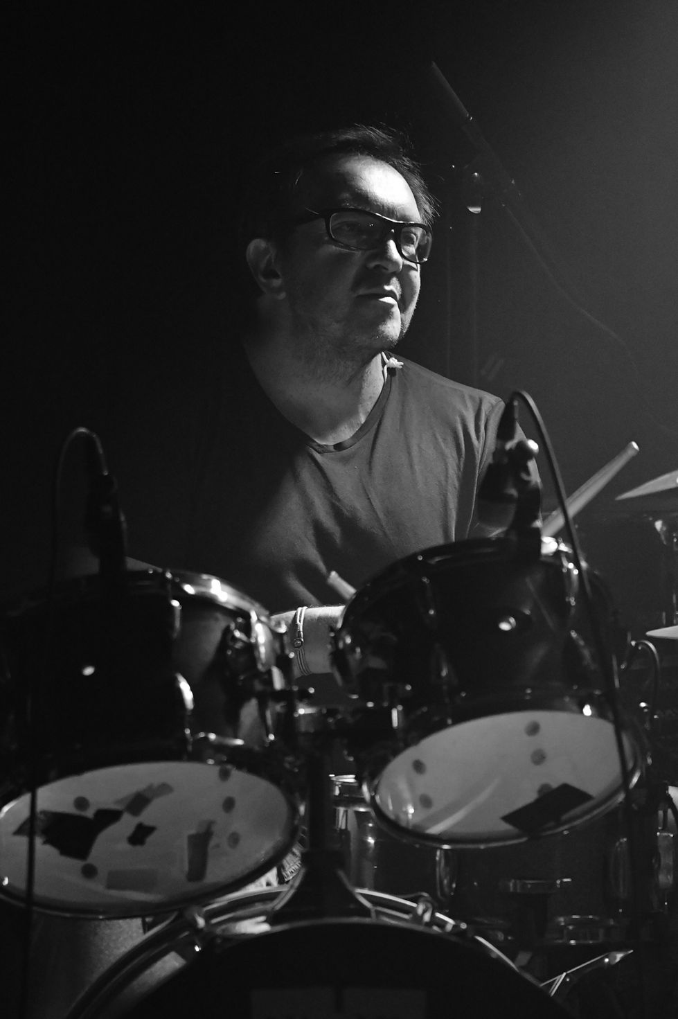 BLACKTONG ROCK SCHOOL BARBEY - CREDIT PHOTO RICKY RICKMANS Portrait N&B BATTEUR