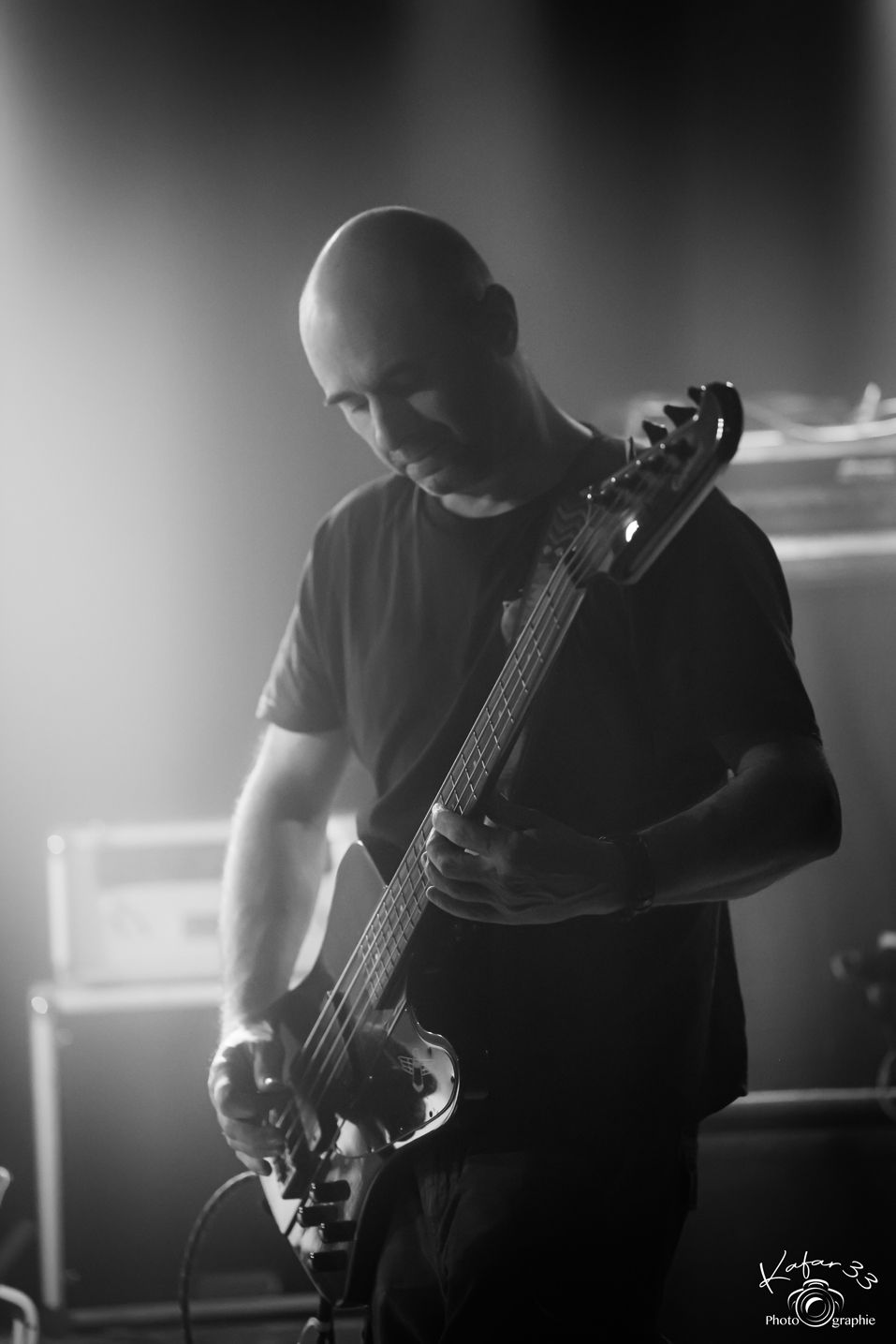 BLACKTONG POWER TRIO BASSISTE À LA ROCK SCHOOL BARBEY.jpg