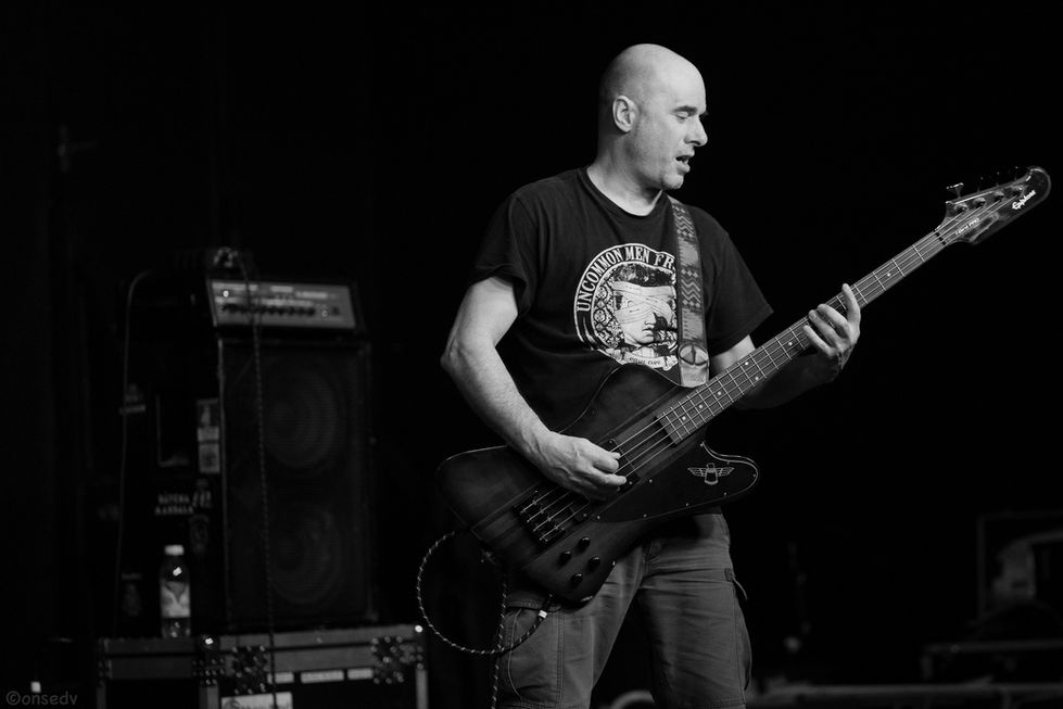 BLACKTONG en concert à Izon portrait bassiste@vincentdesonfocalizon