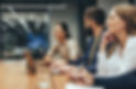 Unsere Experten beraten Sie gerne persönlich bei einem Meeting wie hier am Bild.