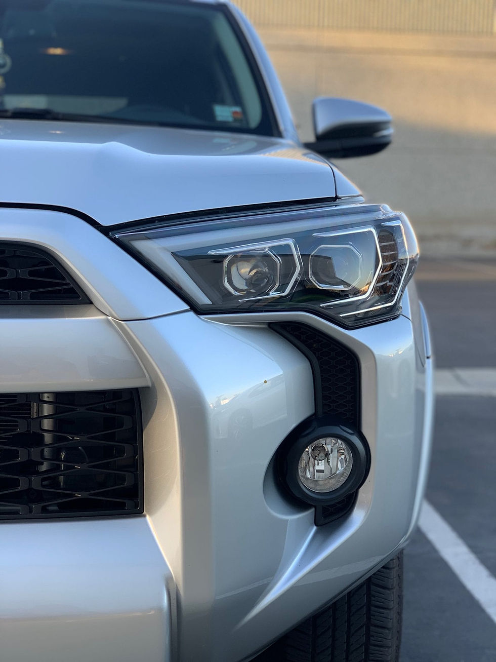 Thumbnail: Toyota 4Runner 14-21  - LUXX-Series LED Projector Headlights Alpha-Black