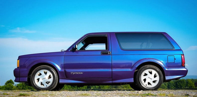 1992 GMC Typhoon, one of two, in "Radar Blue"