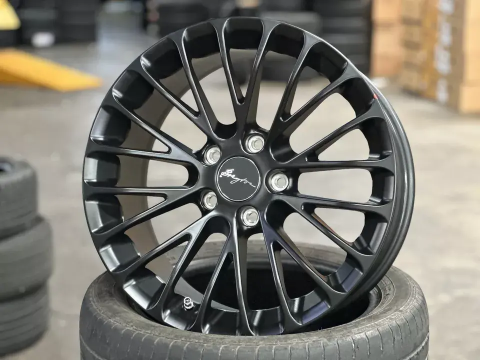 Breyton LS Style Satin Black