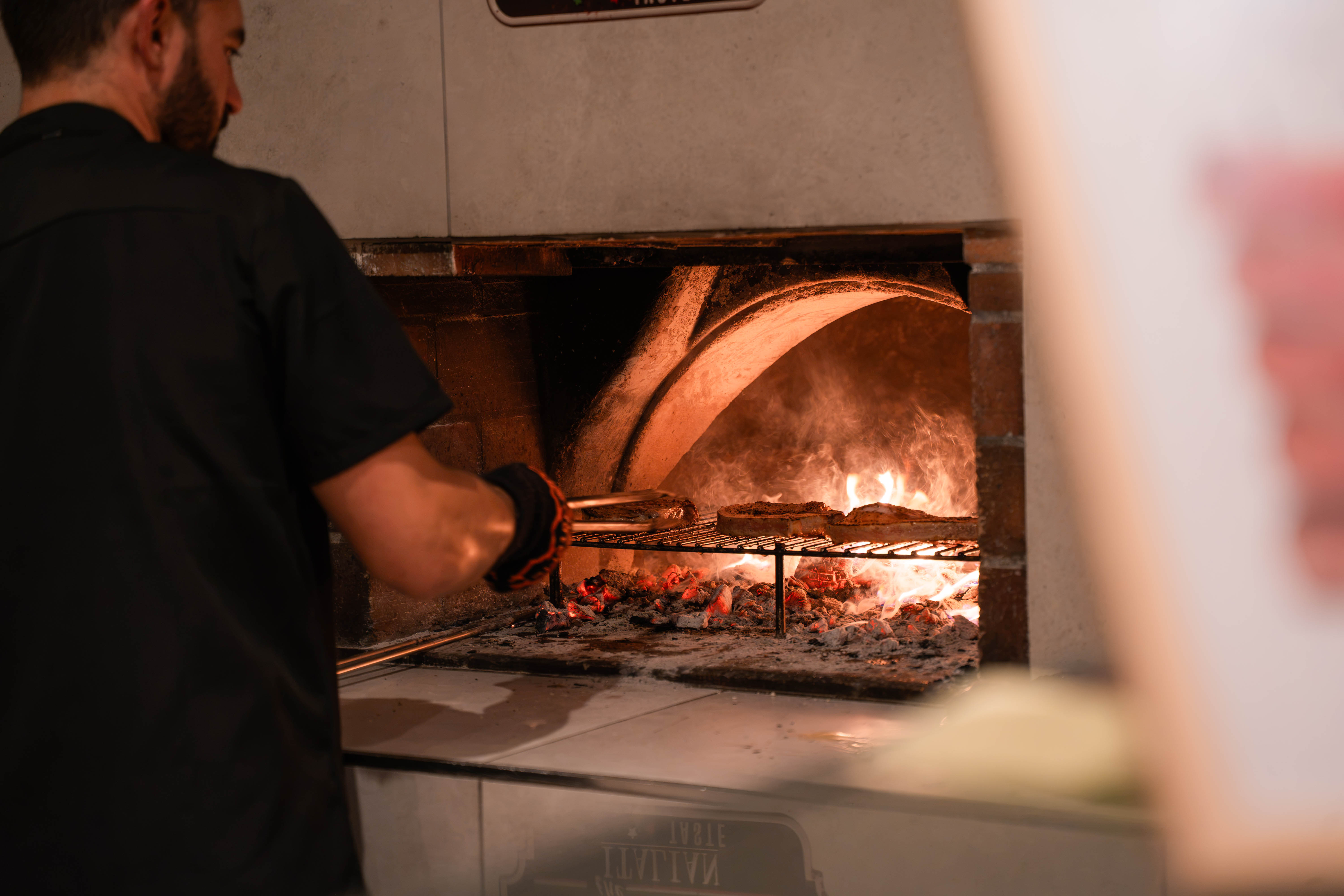 AU FEU DE BOIS – Restaurant · Hyères