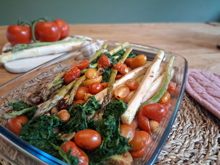 Ofenspargel mit gerösteten Nüssen