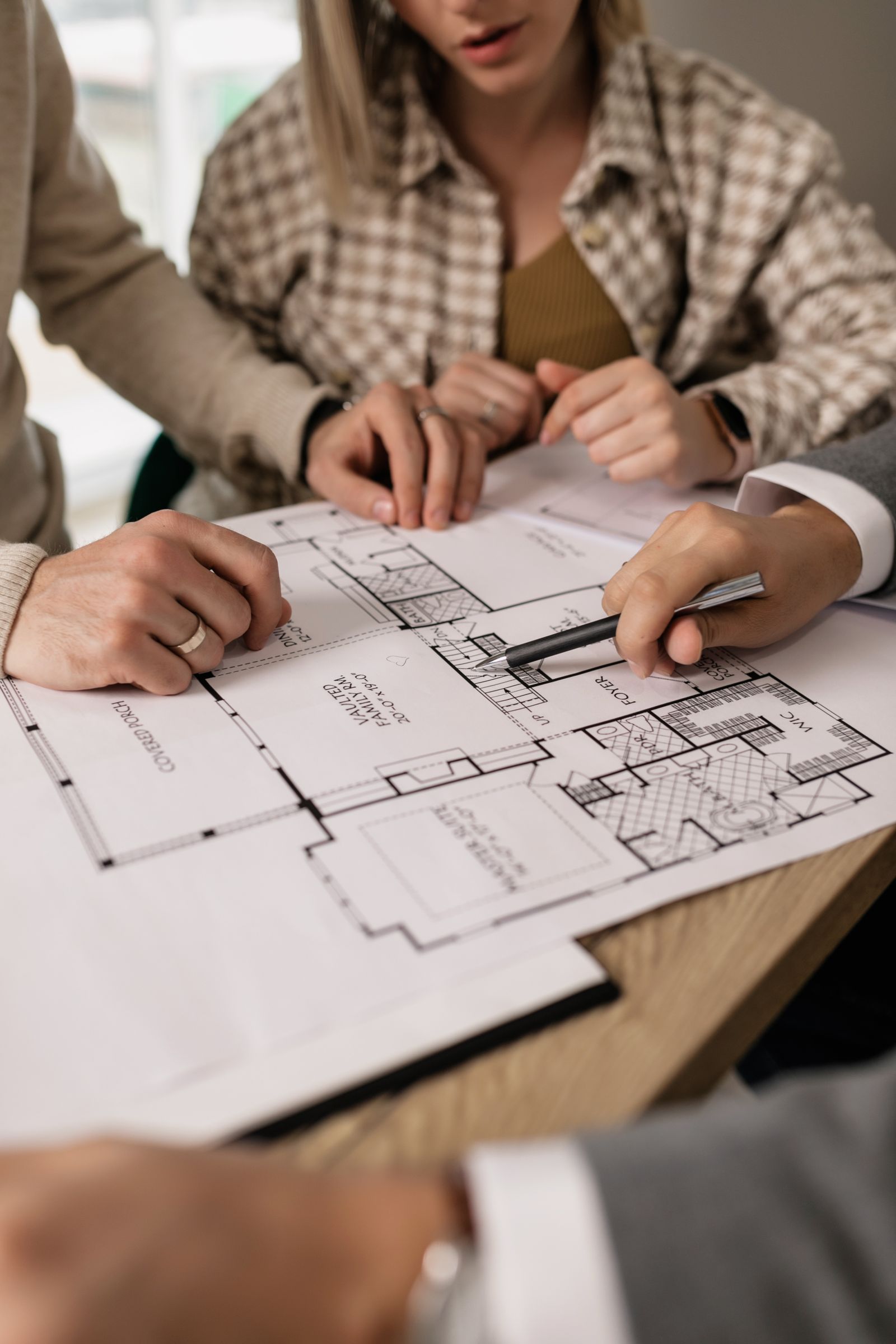 Presentation Training for Architects: Building the Skills Behind a Winning Design Pitch