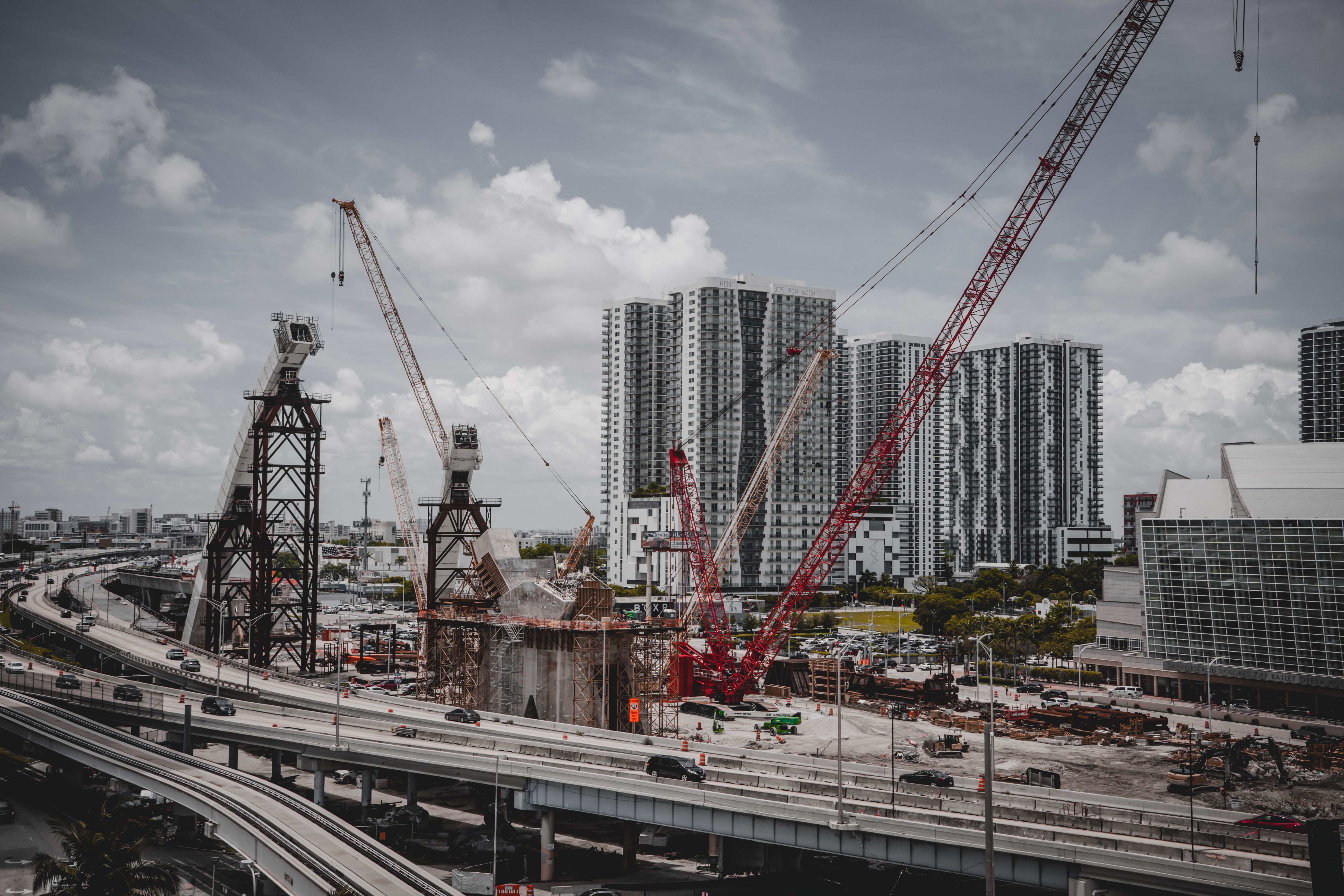 Coaching Construction Leaders to Present Lessons Learned Without Assigning Blame