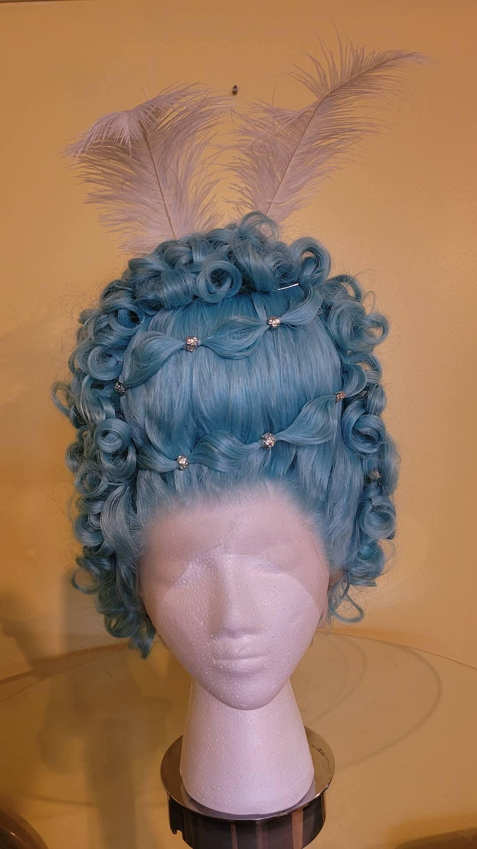 blue wig front