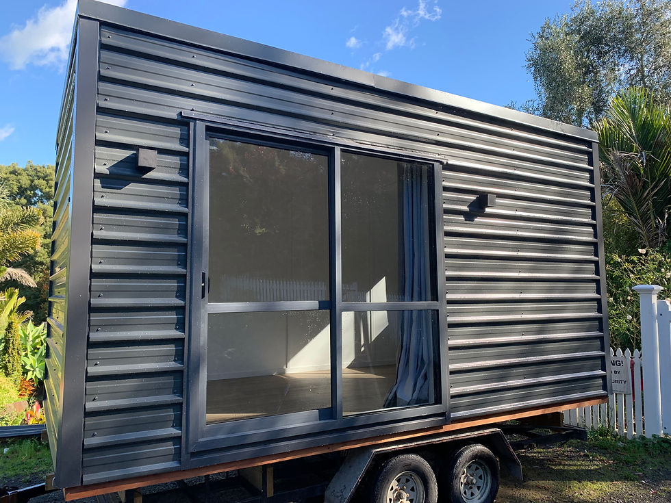 Medium cabin