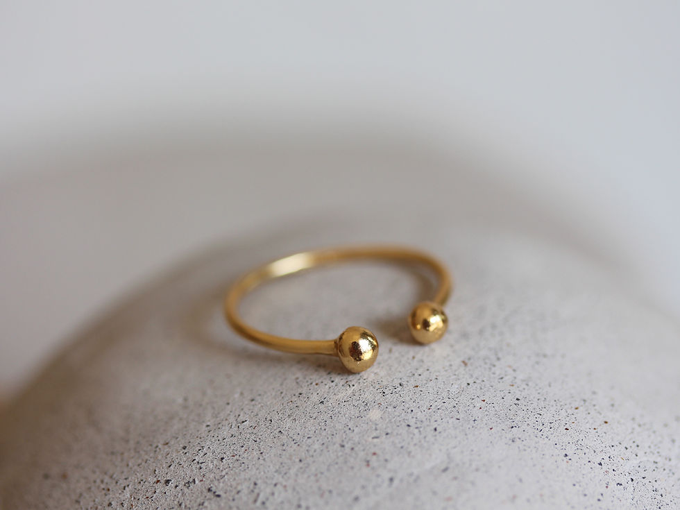Thumbnail: Open ring with two mini balls in sterling silver