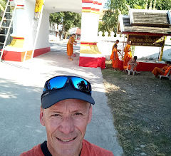 Toerist wordt reiziger.