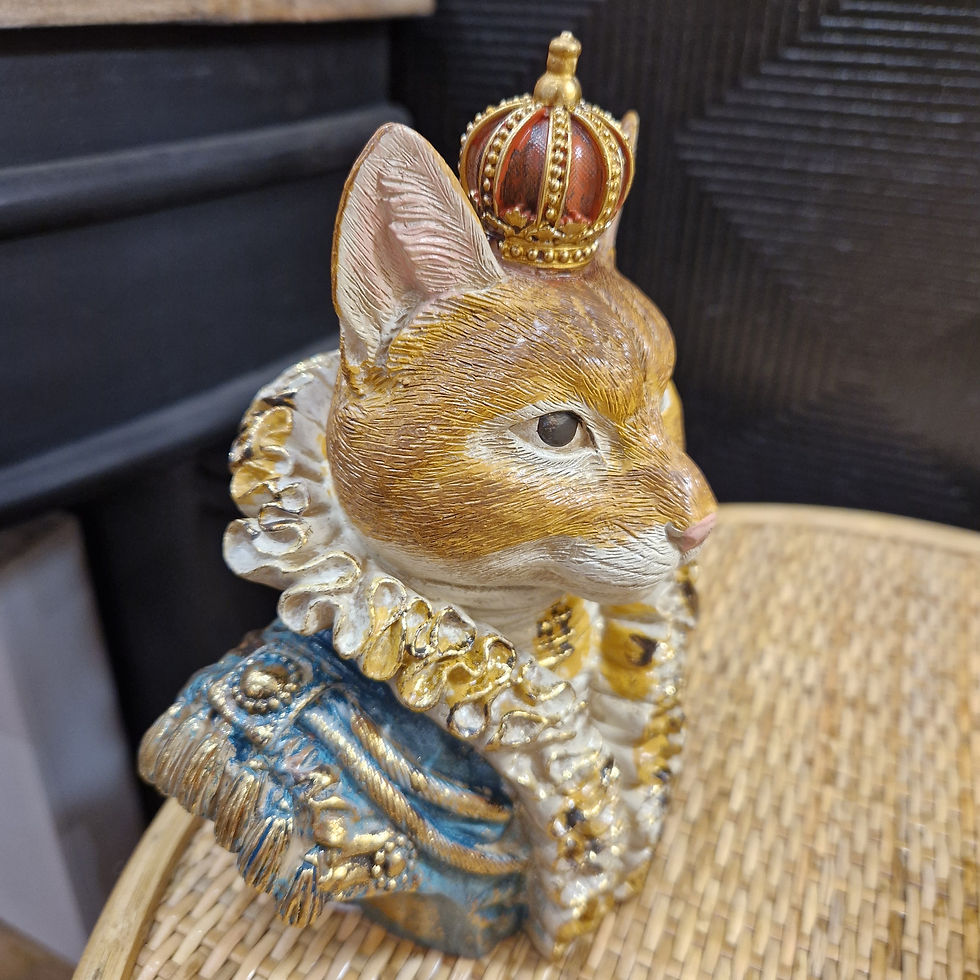Thumbnail: Statuette chat roi