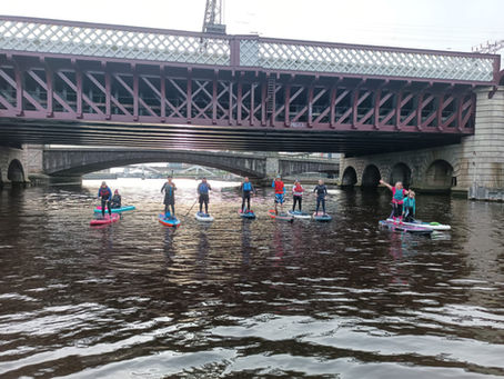 Exploring the Glasgow Paddleboarding Community: SUP Social Clubs and More