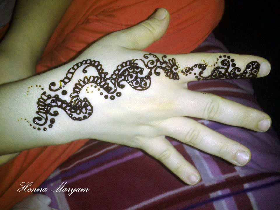 Henna simple hand