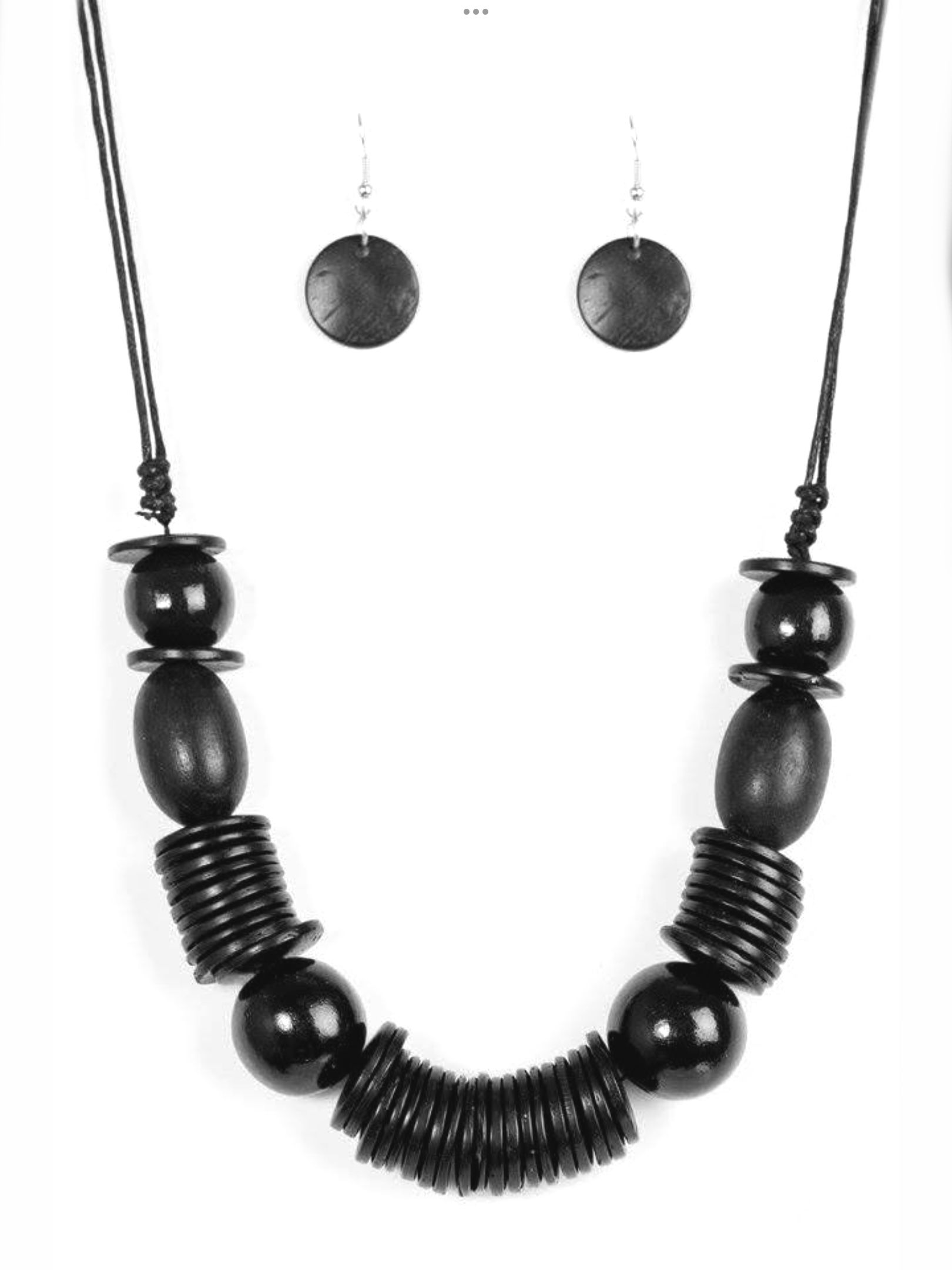 Necklace and earrings set