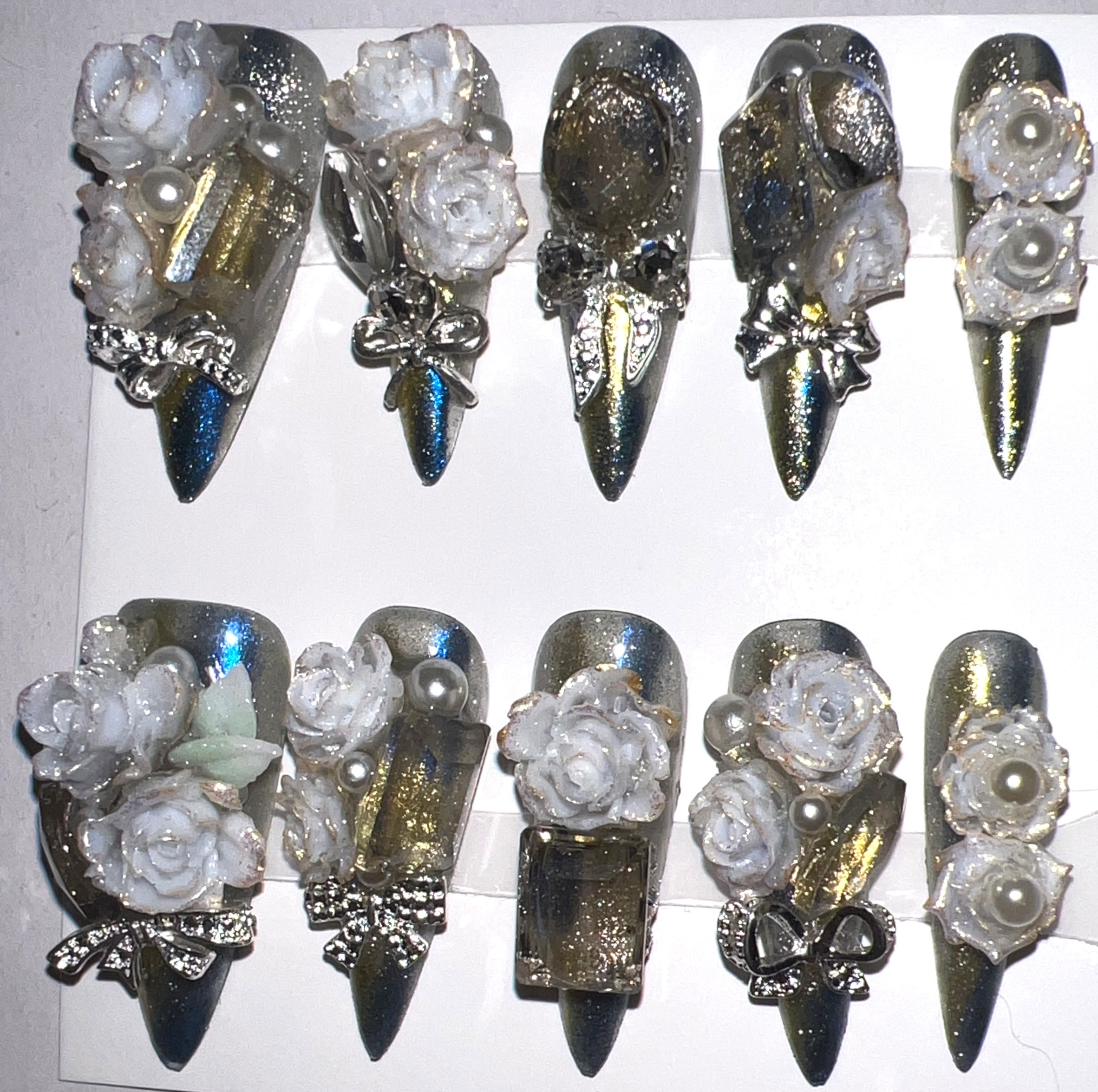 Long, Stiletto Style Handmade Luxury Press-On Nails – Size: Medium.