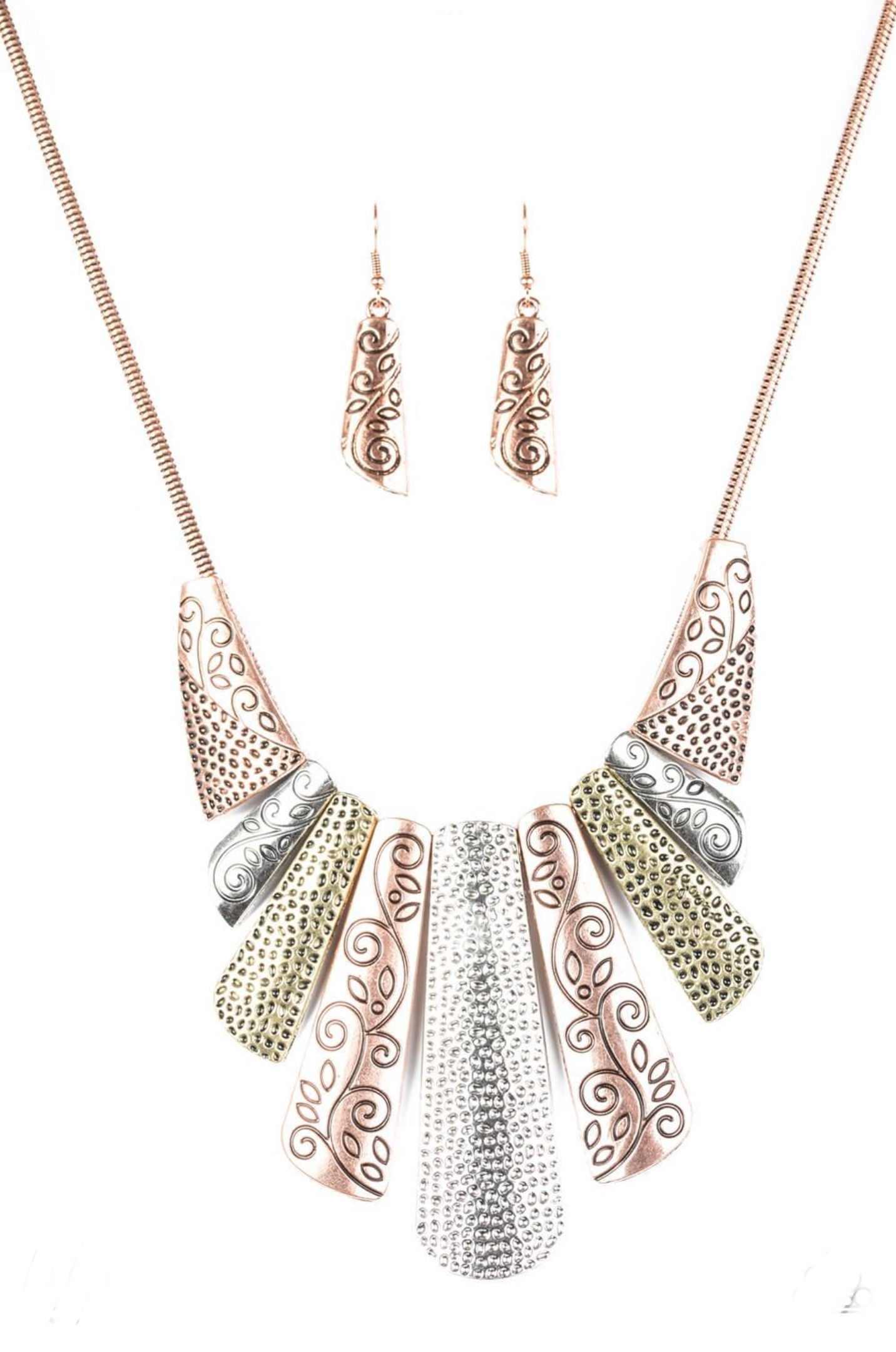 Necklace and earrings set