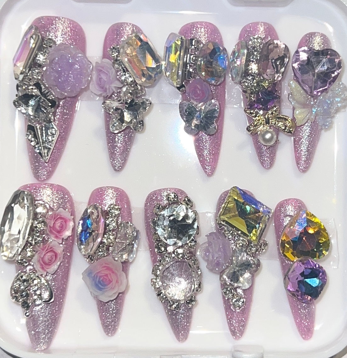 Long, Stiletto Style Handmade Luxury Press-On Nails – Size: Medium.