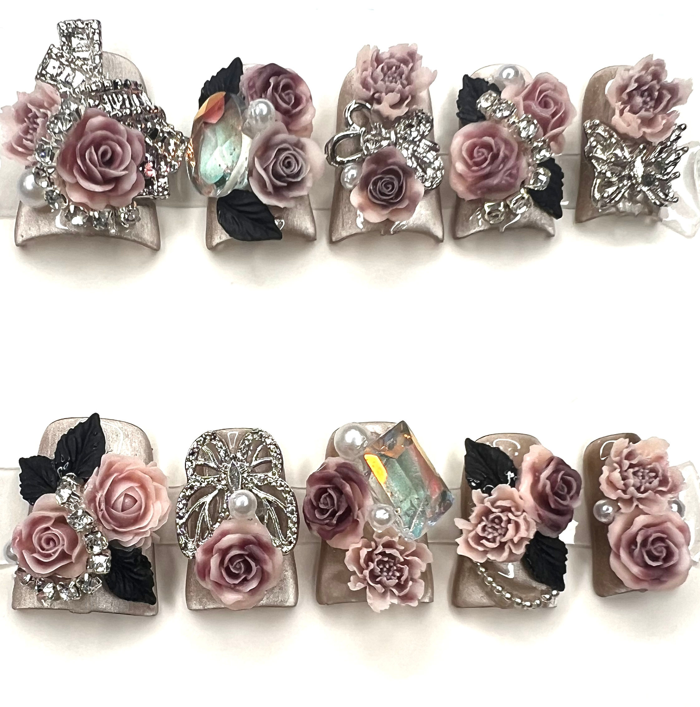 Short, Duck Style Handmade Luxury Press-On Nails – Size: Small.