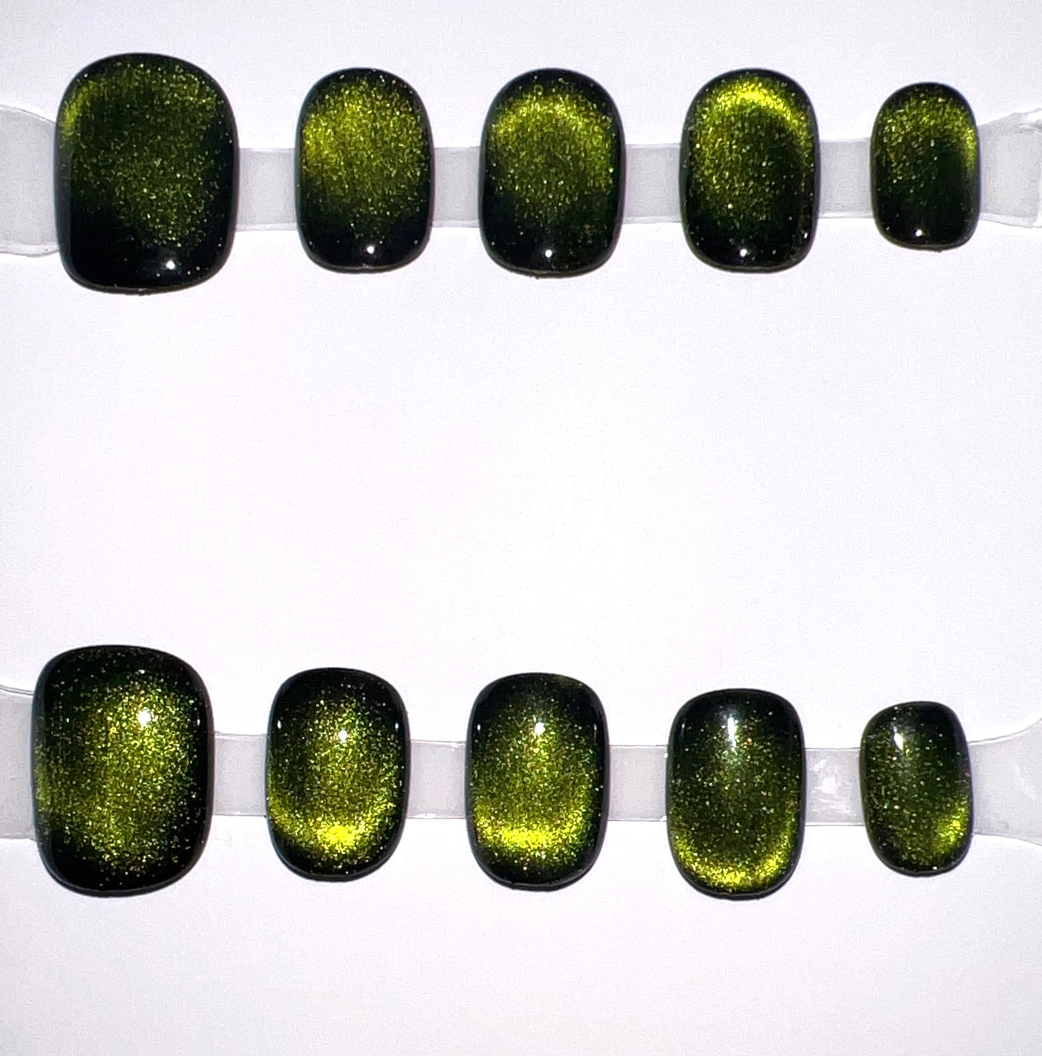 Short, Oval Style Handmade Press On Nails - Size: Small