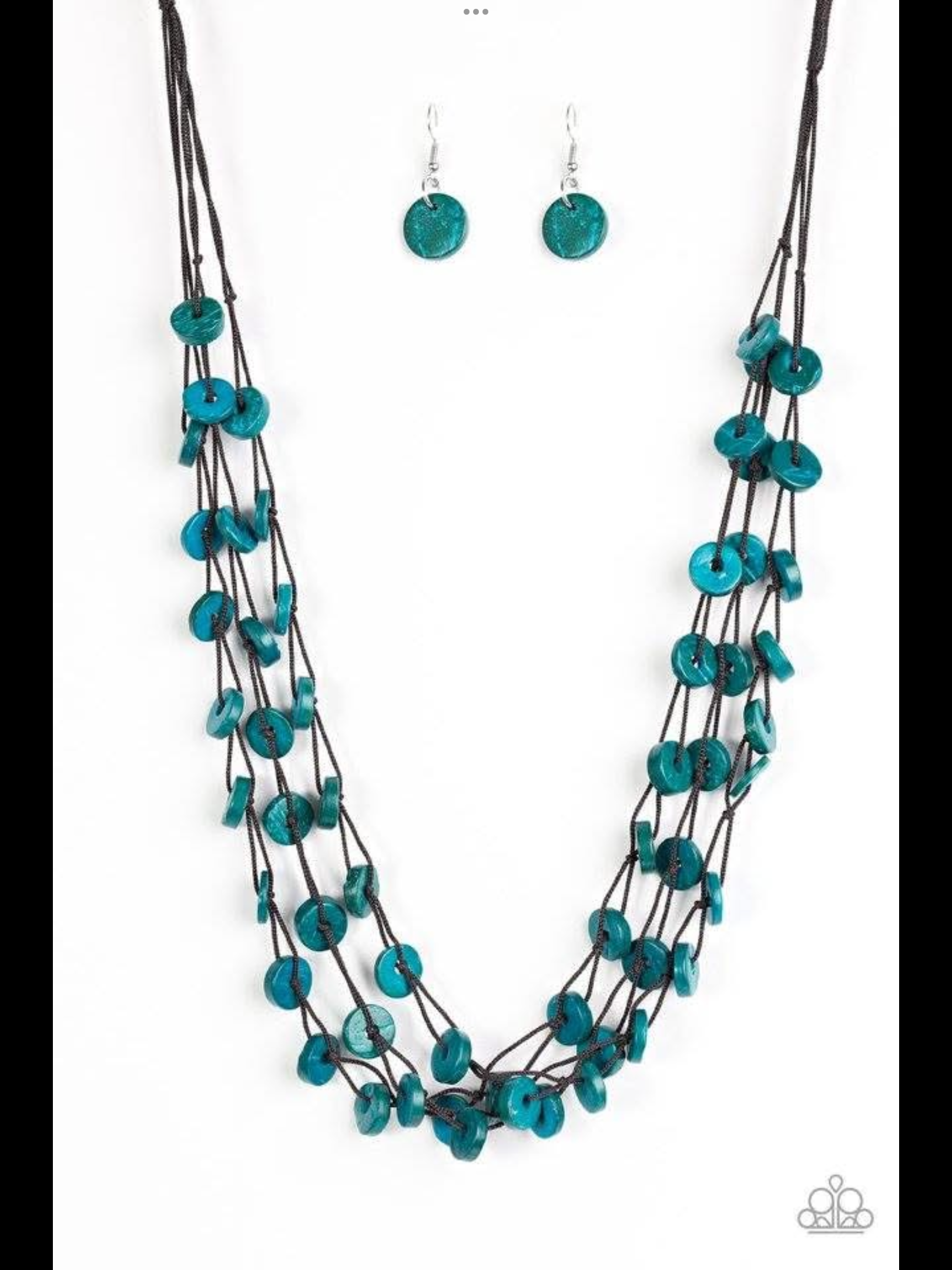 Necklace and earrings set
