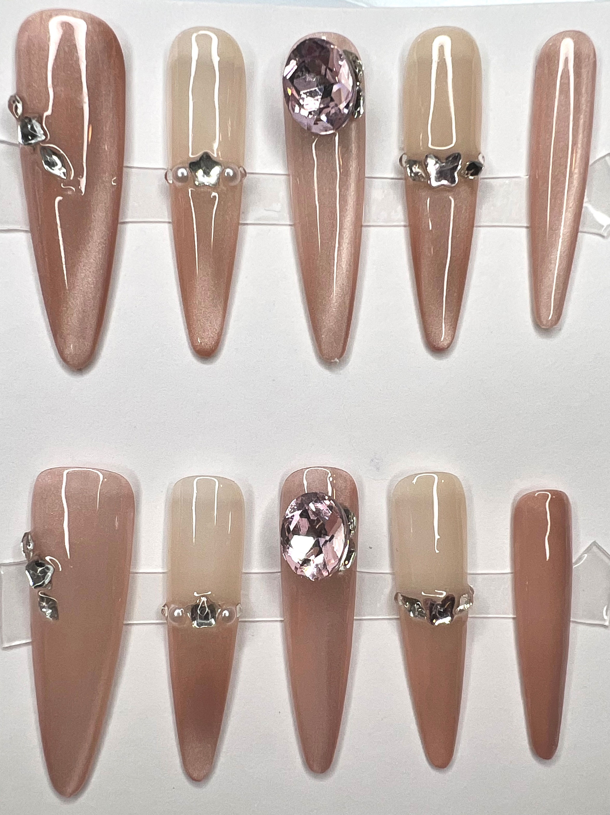 X-Long, Almond Style Handmade Press On Nails – Size: Small