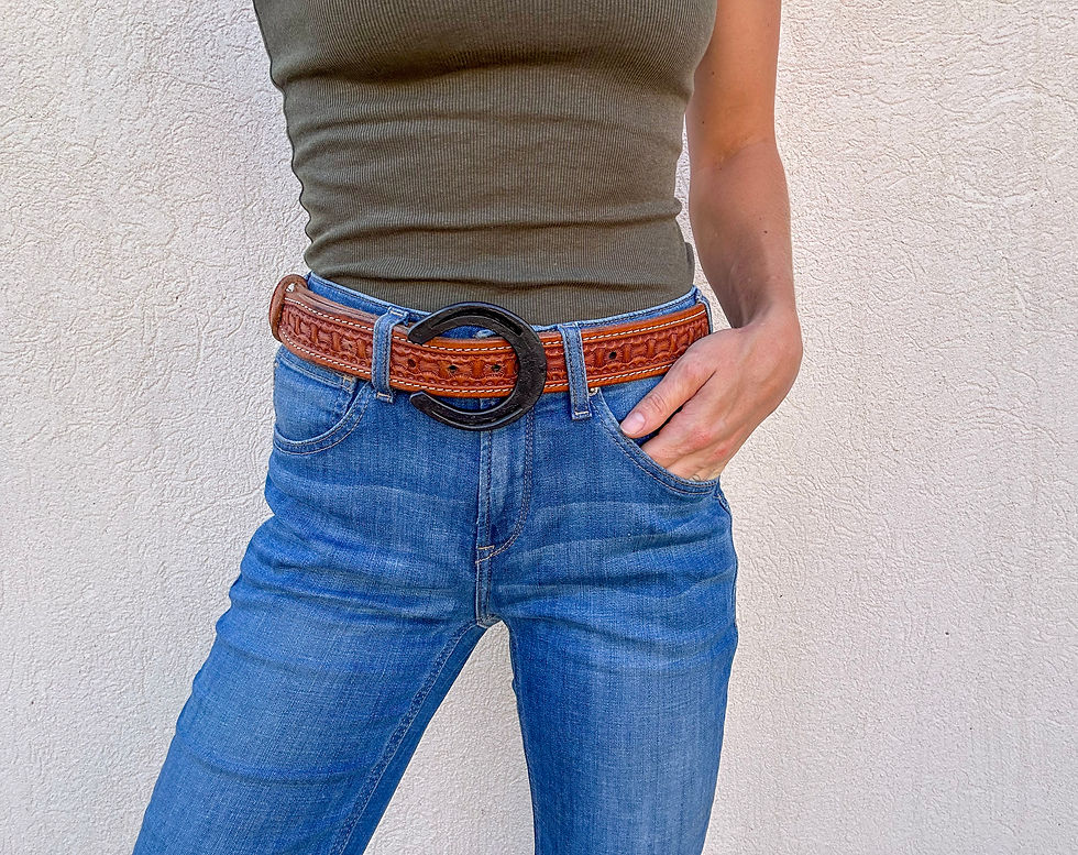 Thumbnail: Handmade Horseshoe Belt Buckle | Shoe