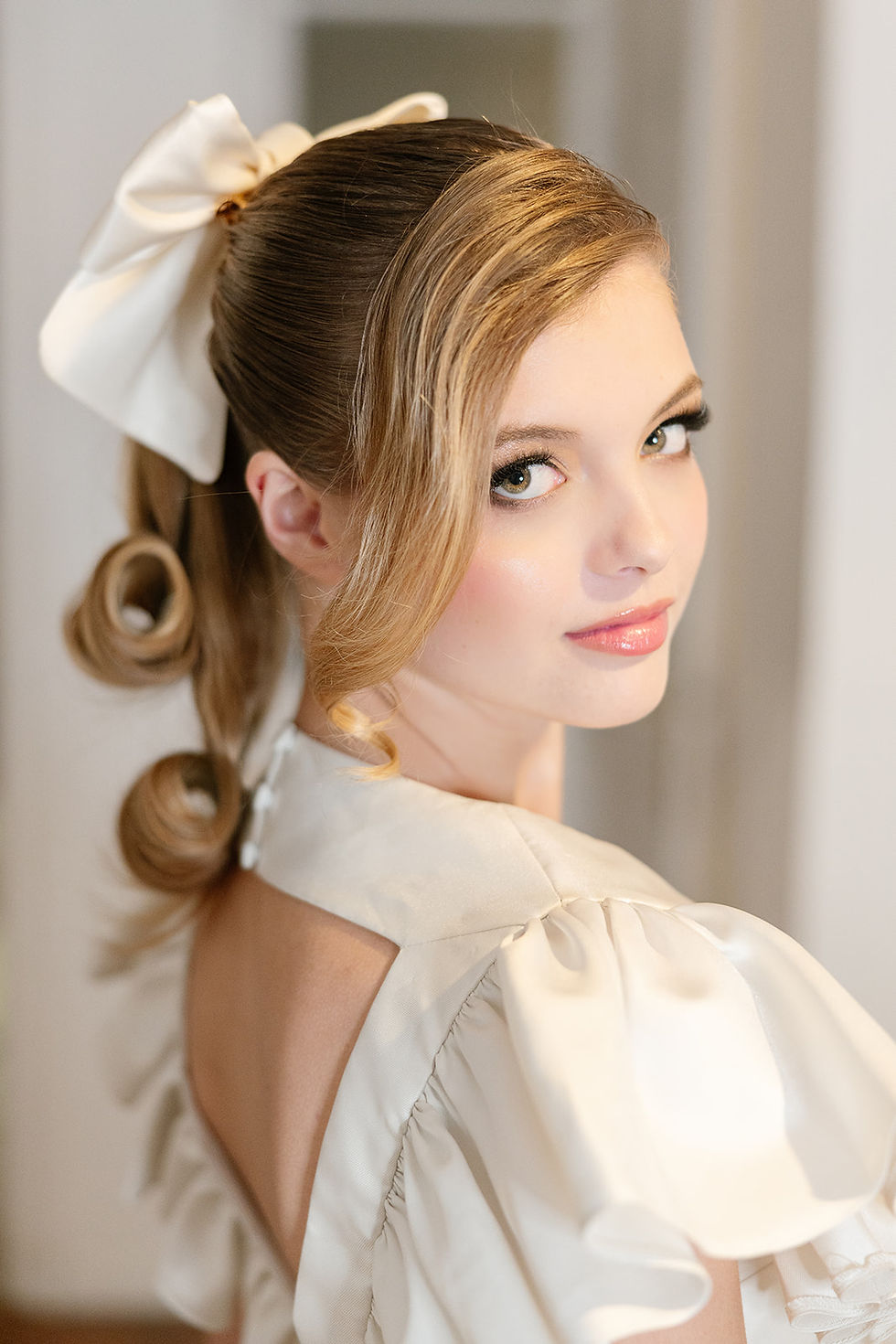 noeud mariée en satin écru georgina