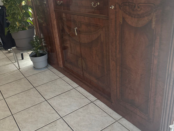 Buffet enfilade en bois verni marqueté