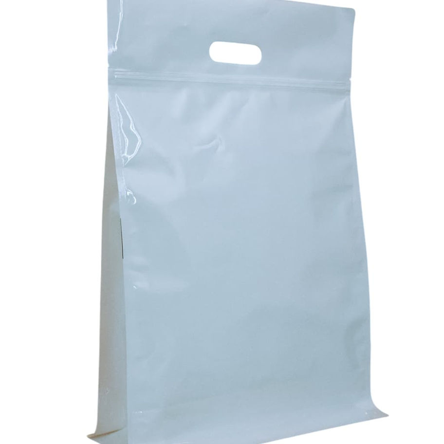 عبوات كبيره _ أبيض_ packora