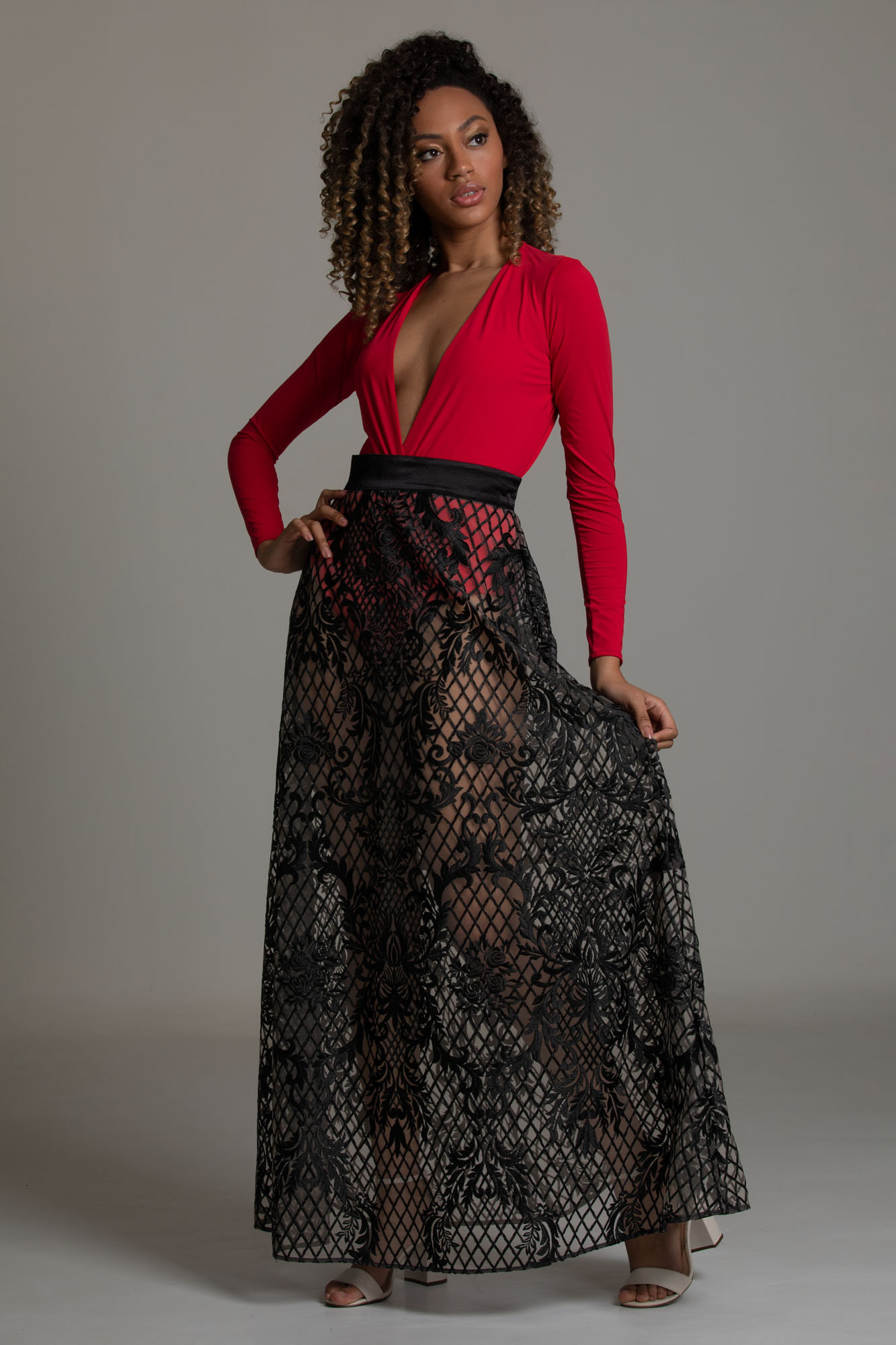 vestido curto com saia longa transparente