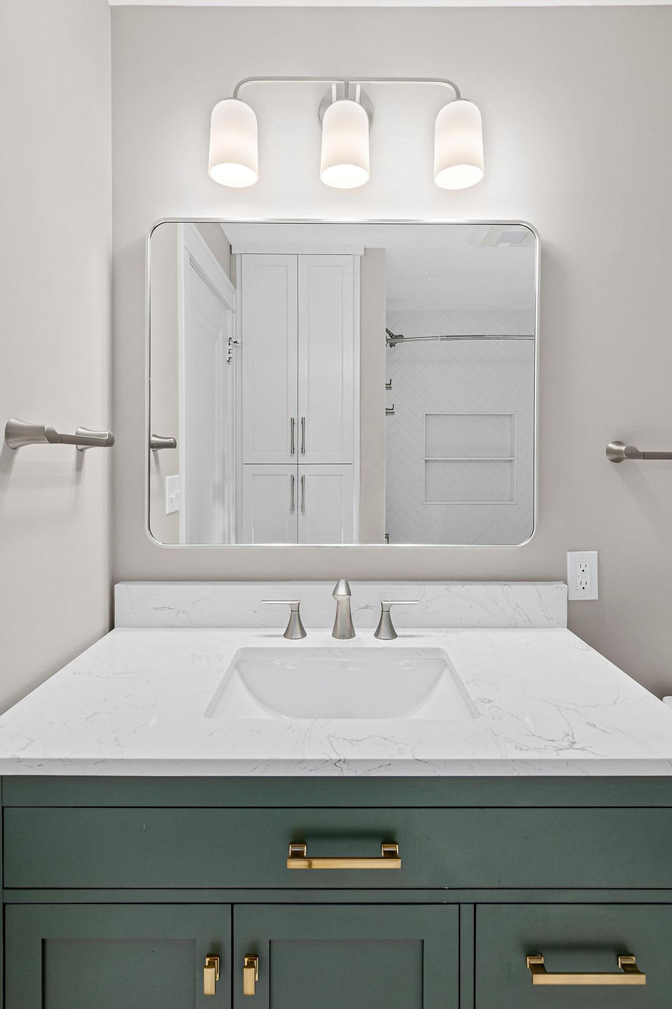 1659 Juliet Ave, St Paul, MN-48.jpg