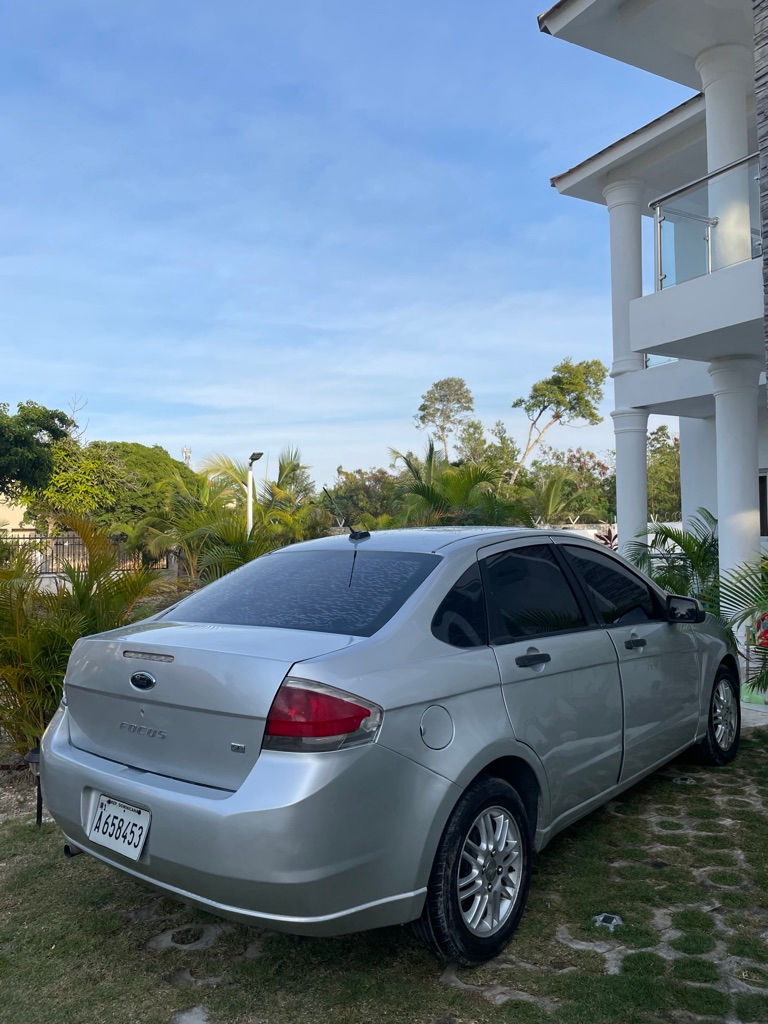 Thumbnail: Ford Focus 2009