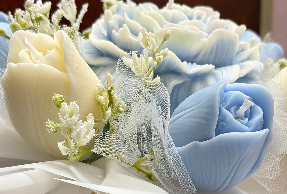 Thumbnail: Blue and white tulips