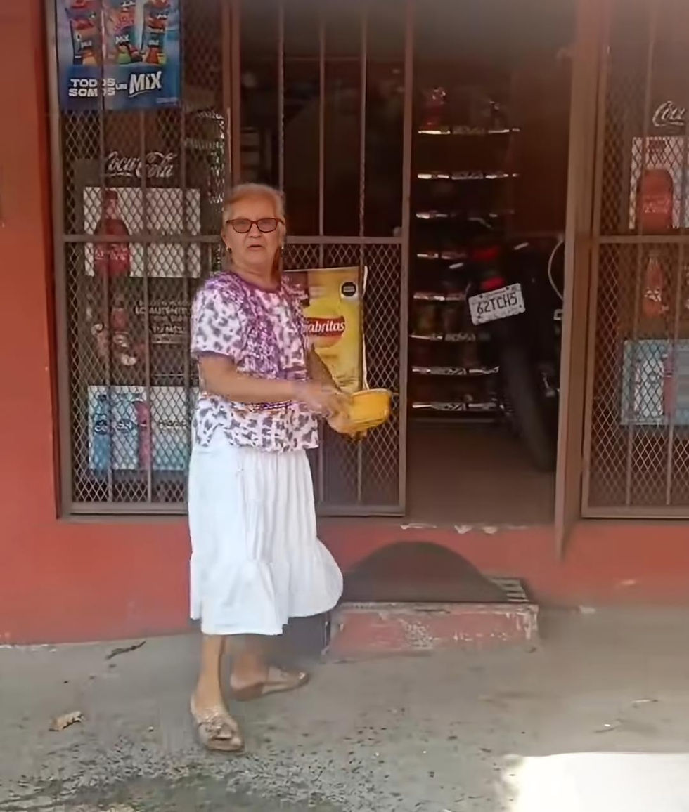 Surge Lady De La Calle: Mujer se Siente Dueña de la Vía Pública