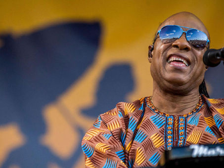 Stevie Wonder lloró al recordar a Michael Jackson en homenaje