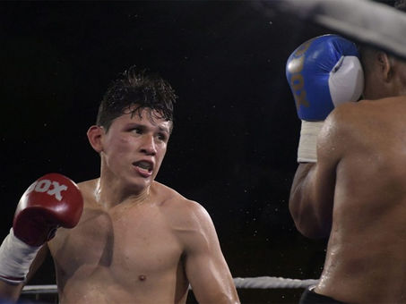 Fallece boxeador Luis Quiñones tras ser inducido al coma