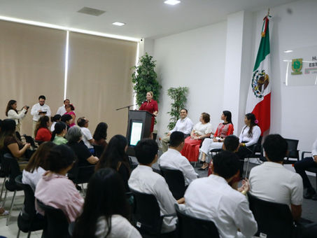 Reconocen a 35 Jóvenes del Parlamento Juvenil 2026