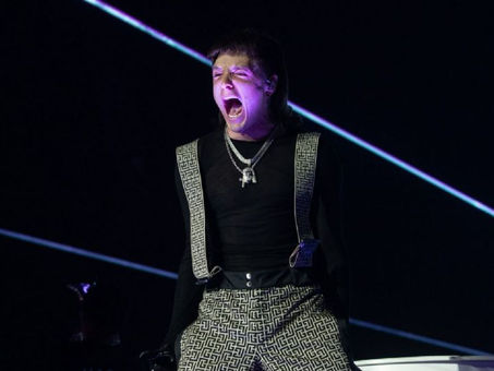 “Ella Baila Sola”, de Peso Pluma, es la mejor canción del año: Rolling Stone