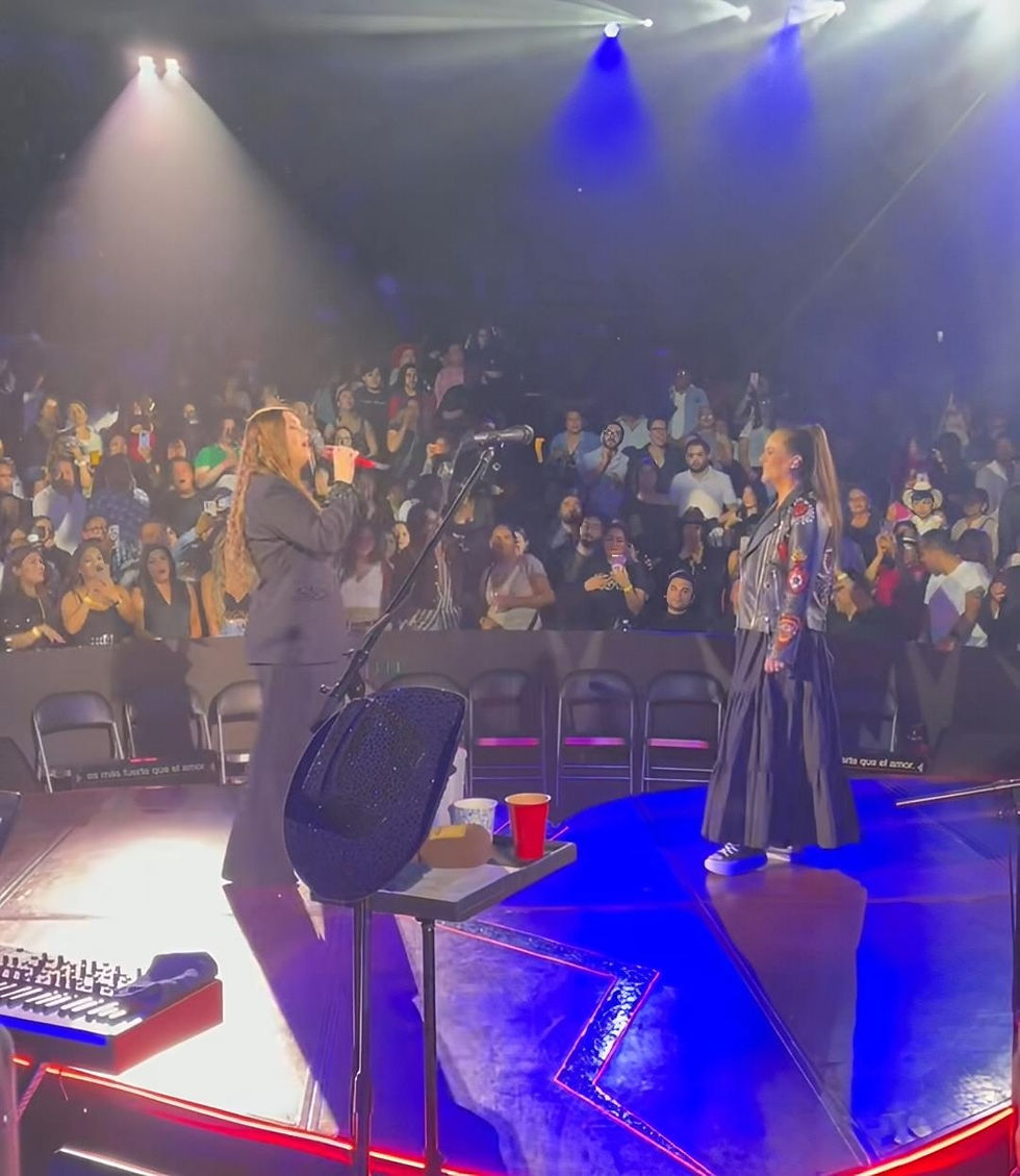 Yuridia y Edith Márquez Encienden Puebla