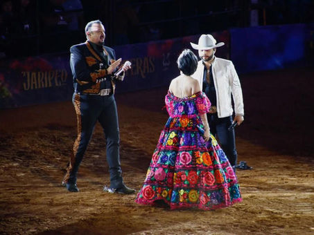 Impone dinastía Aguilar su talento con Jaripeo Sin Fronteras