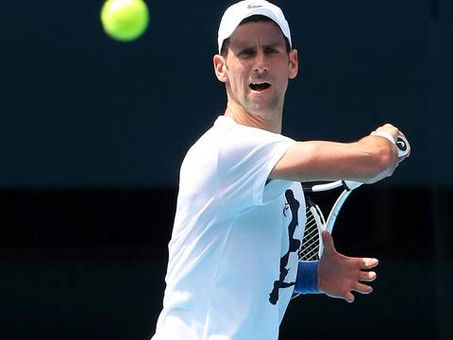 Novak Djokovic no sabía que tenía Covid-19 y fue a eventos sin cubrebocas
