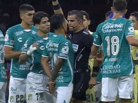 Liga MX: sancionan con 12 partidos a Fernando Hernández, árbitro que golpeó a futbolista del León