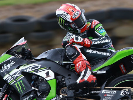 Johnathan Rea takes a double victory at Phillip Island despite the new Reverse Grid Rules
