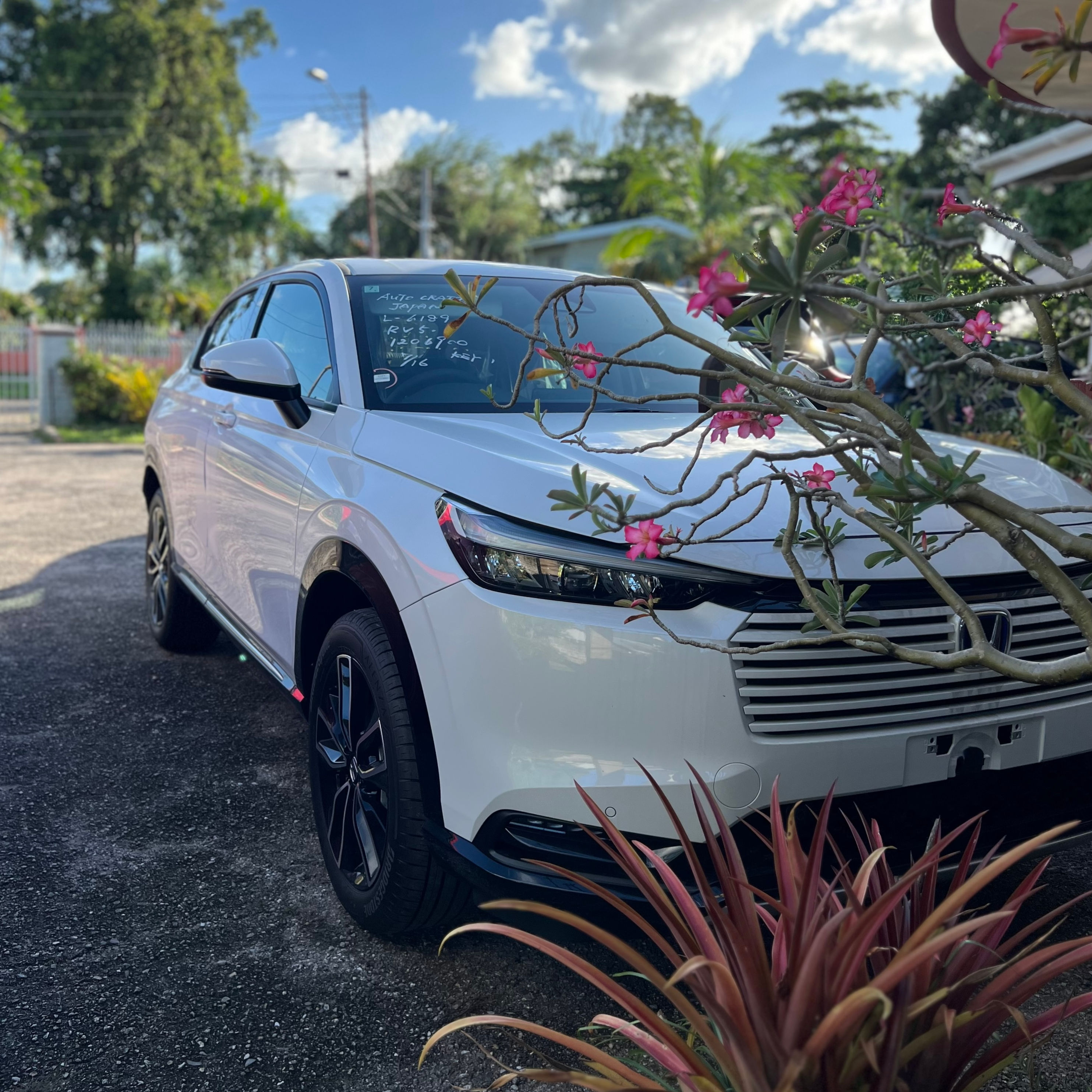 Brand New 2024 Honda Vezel eHEV Z