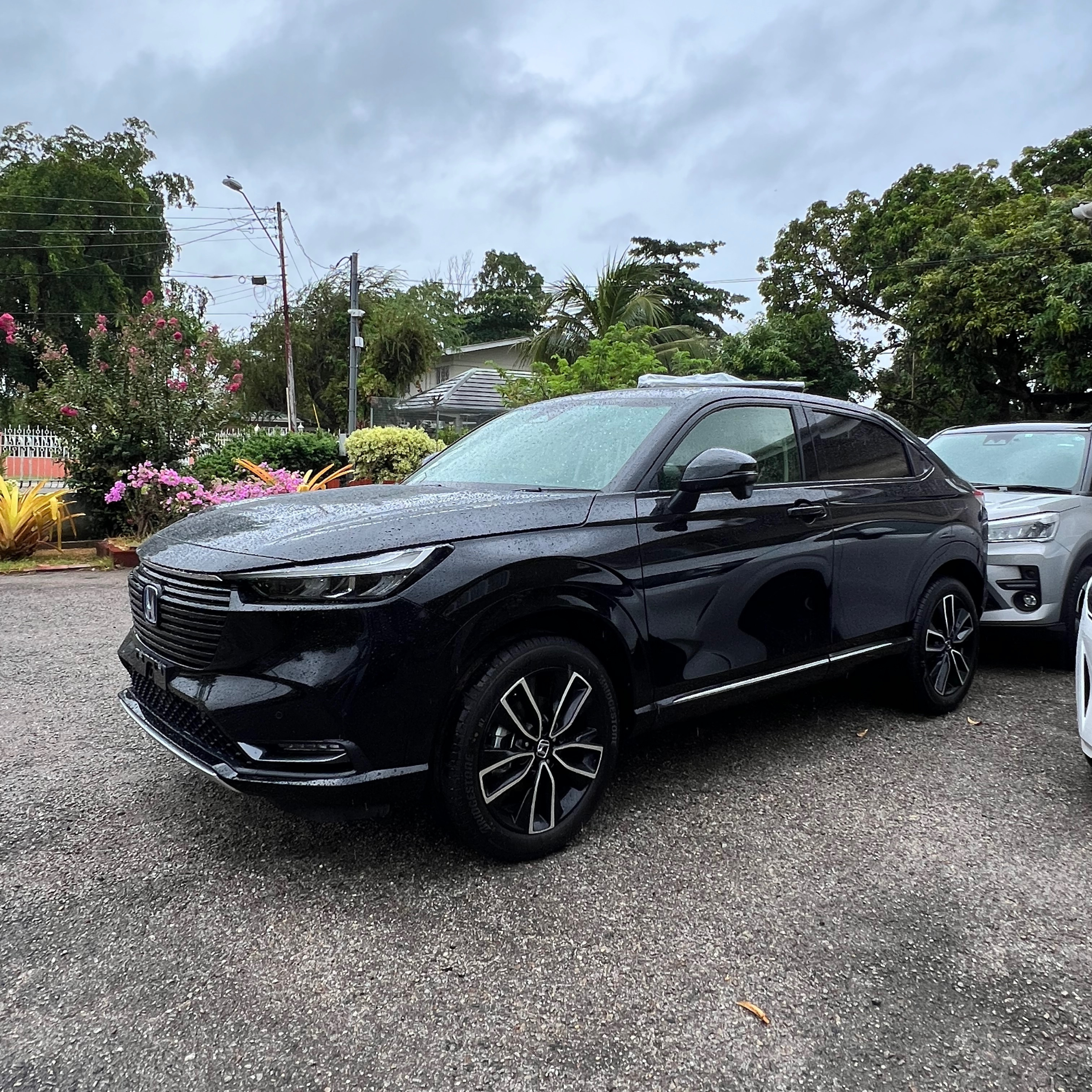 Brand New 2024 Honda Vezel eHEV Z Edition