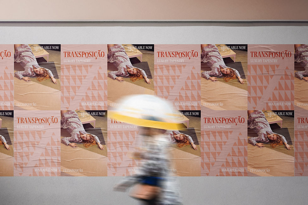 Identidade visual elegante desenvolvida pela Velvet para marca de tapetes, refletindo sofisticação e inovação no design.