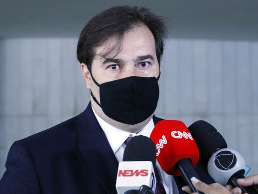 Maia defende regulamentação do teto de gastos e pede união para aprovar reformas