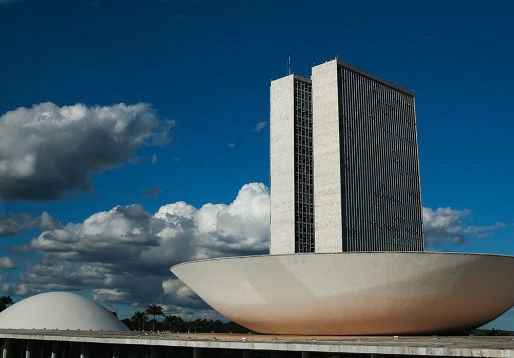 Câmara aprova uso do saldo de fundos de assistência durante pandemia