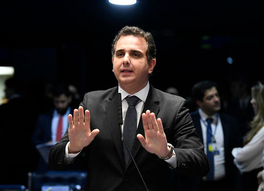 Rodrigo Pacheco é eleito para presidir o Senado